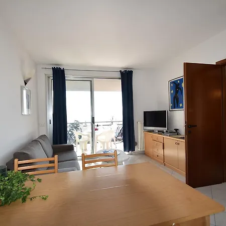 Casa Irene Гиффа